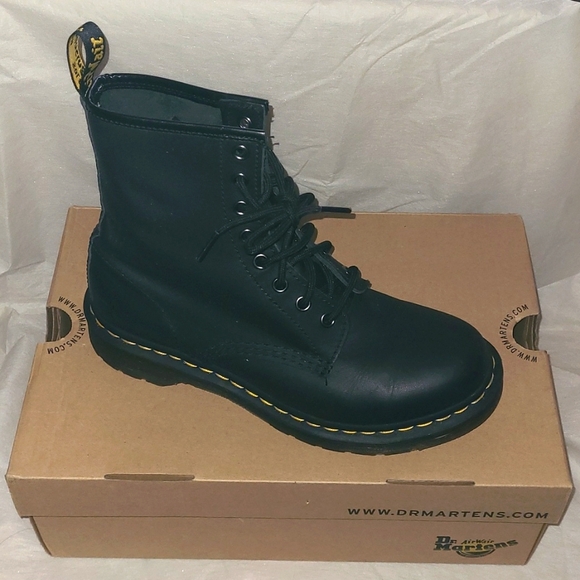 Dr. Martens Shoes - Women's Leather Lace-up Boots